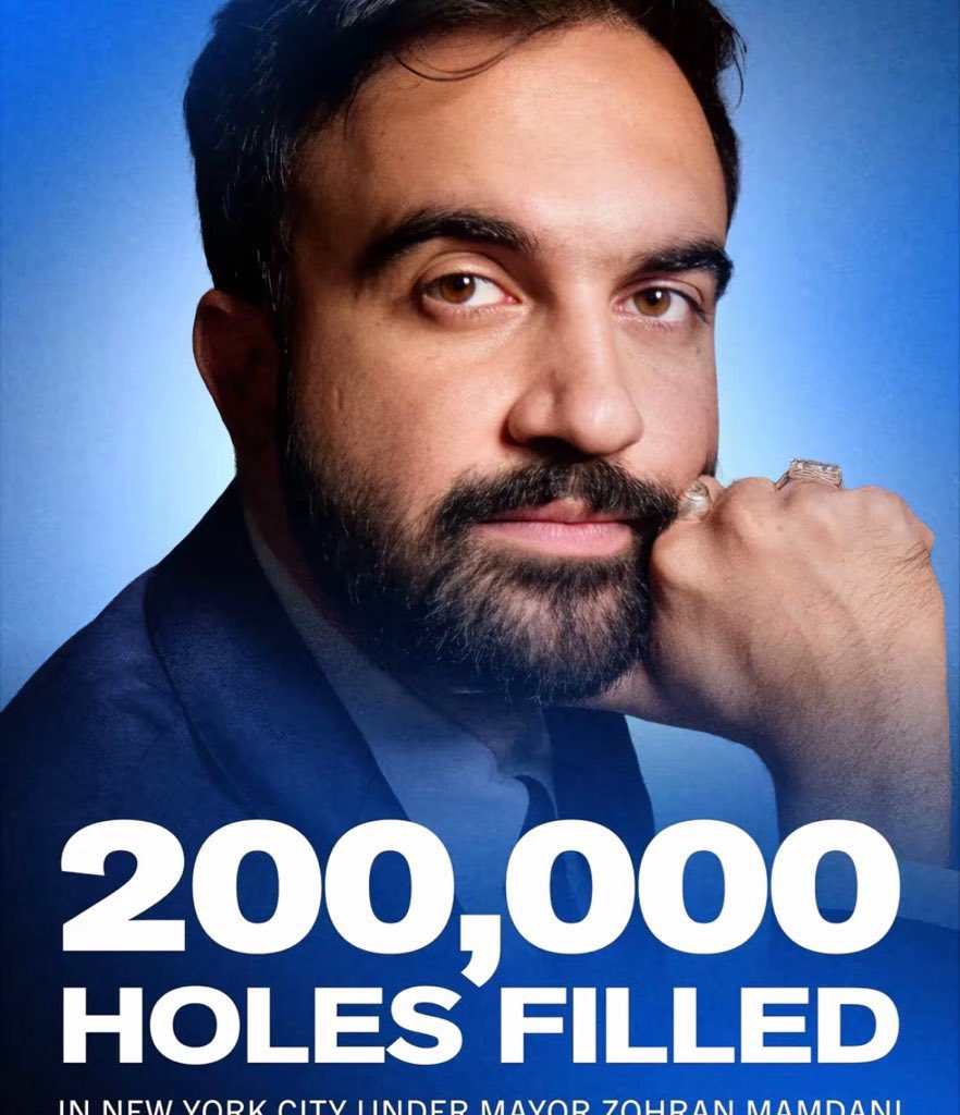 honkhonkartz's tweet photo. @buckyhrt @superbattinswet he’s gonna fill their holes https://t.co/HIPvl67lpb