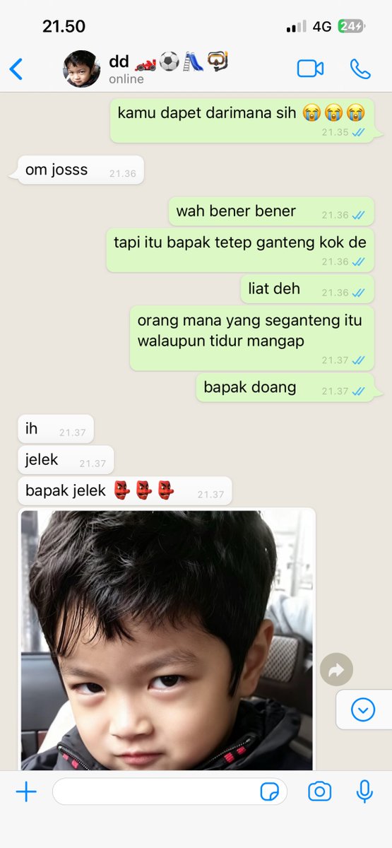fleurdpine's tweet photo. percakapan bapak dan dd tentang masakan dadda yg (kurang) enak dan battle siapa yang paling ganteng

; tingmeen two tweet from keluarga bapating yang artis itu https://t.co/Gu0KF24aII