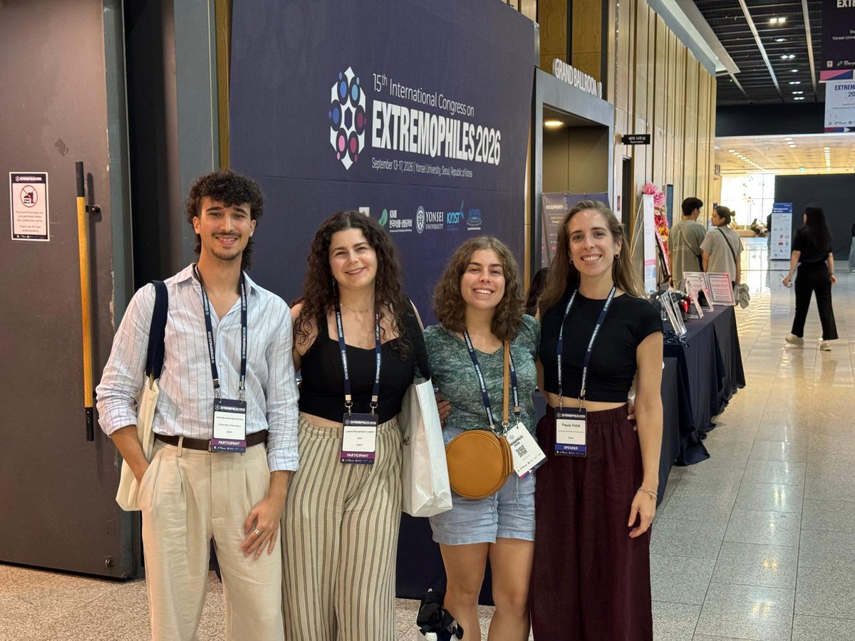 SystemsBiotech's tweet photo. ¡IMPRESIONANTE #EXTREMOPHILES2026!

El 15º Congreso Internacional sobre Extremófilos 2026 tuvo lugar la semana pasada (del 13 al 17 de septiembre) en la @yonsei_u (Seúl, República de Corea), donde nuestro grupo tuvo una amplia participación

@ICP_CSIC 

🧵1/7👇 https://t.co/Gtjn2PiZs7