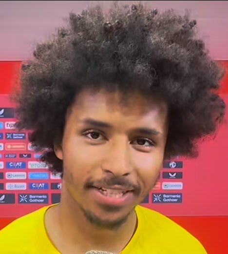 Sage_FCB's tweet photo. 🚨 Adeyemi on his conversation with Wirtz during their first training session:

🗣️“During our first training session, Wirtz made a mistake and I jokingly told him, ‘In Barcelona, they would kill you for that.’

He just said, ‘That’s your club, not mine or my country,’ and he was very casual about it.

I told him that with Flick, training is almost like a game. You don’t really see people joking around. It’s just drills, working hard and everyone trying to earn their spot.

He also told me my dribbling and technique have improved. I told him they had to improve. I used to joke that if I didn’t improve, I would have to run laps after training.

Flick is also quite different now compared to when he was the Germany manager.”