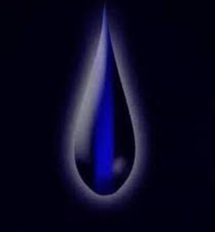 MariTFleming's tweet photo. @Brick_Cop @metpoliceuk @ukhomeoffice Rest in eternal peace Sgt. Dave Miller. Thinking of everyone who knew and loved him at this sad time. 🥹💔💙
#ThinBlueLine🚨 https://t.co/F1XfOQsVCN