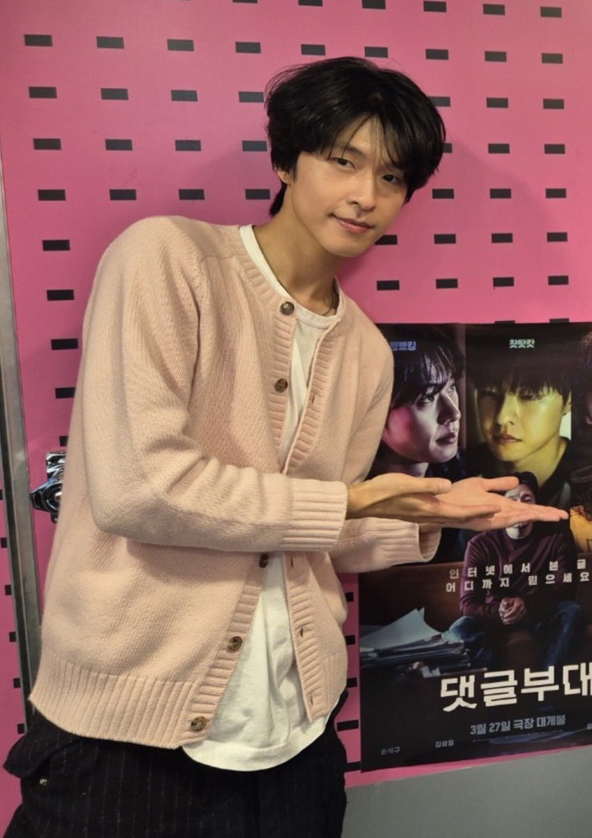 youremyheroz's tweet photo. 팹택 시절 홍경 너무 사랑함 https://t.co/yCLnJhUrxN