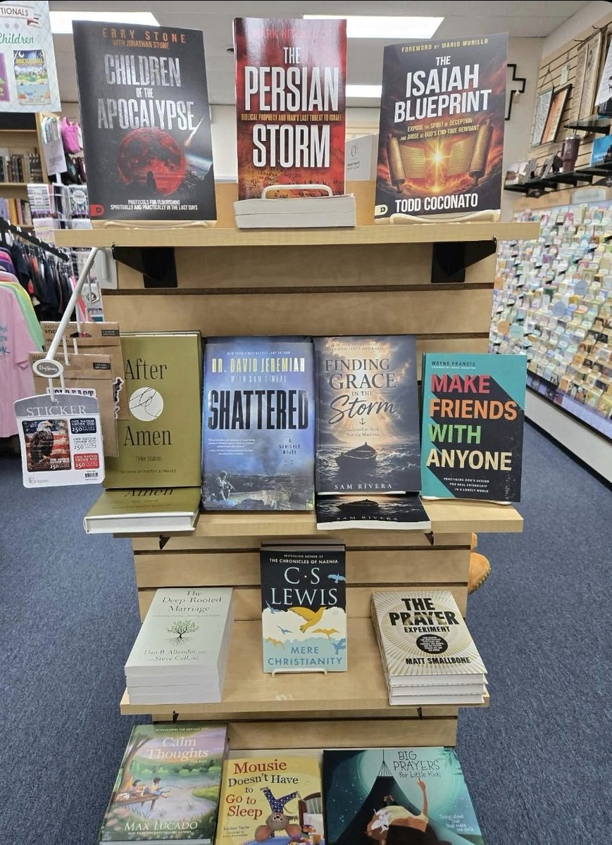 GraceStormFaith's tweet photo. 🙏 Still trying to take this in.
An old high school friend and his wife own a Christian bookstore in Middletown, NY. He sent me these photos of Finding Grace in the Storm on their shelves.
God is taking this story places I never imagined. ⚓️
#FindingGraceInTheStorm https://t.co/35M9VckRZN