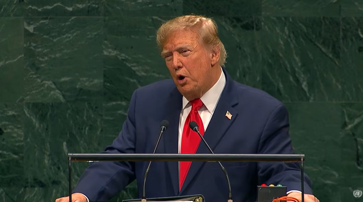 NoticiasONU's tweet photo. "Nuestras acciones en Venezuela son la prueba de que Estados Unidos ya no permitirá que las amenazas se afiancen en ningún lugar del hemisferio occidental.
Y, si es necesario, utilizaremos nuestro incomparable poderío militar para salvaguardar nuestros intereses" #UNGA https://t.co/lKPGD3jSR2