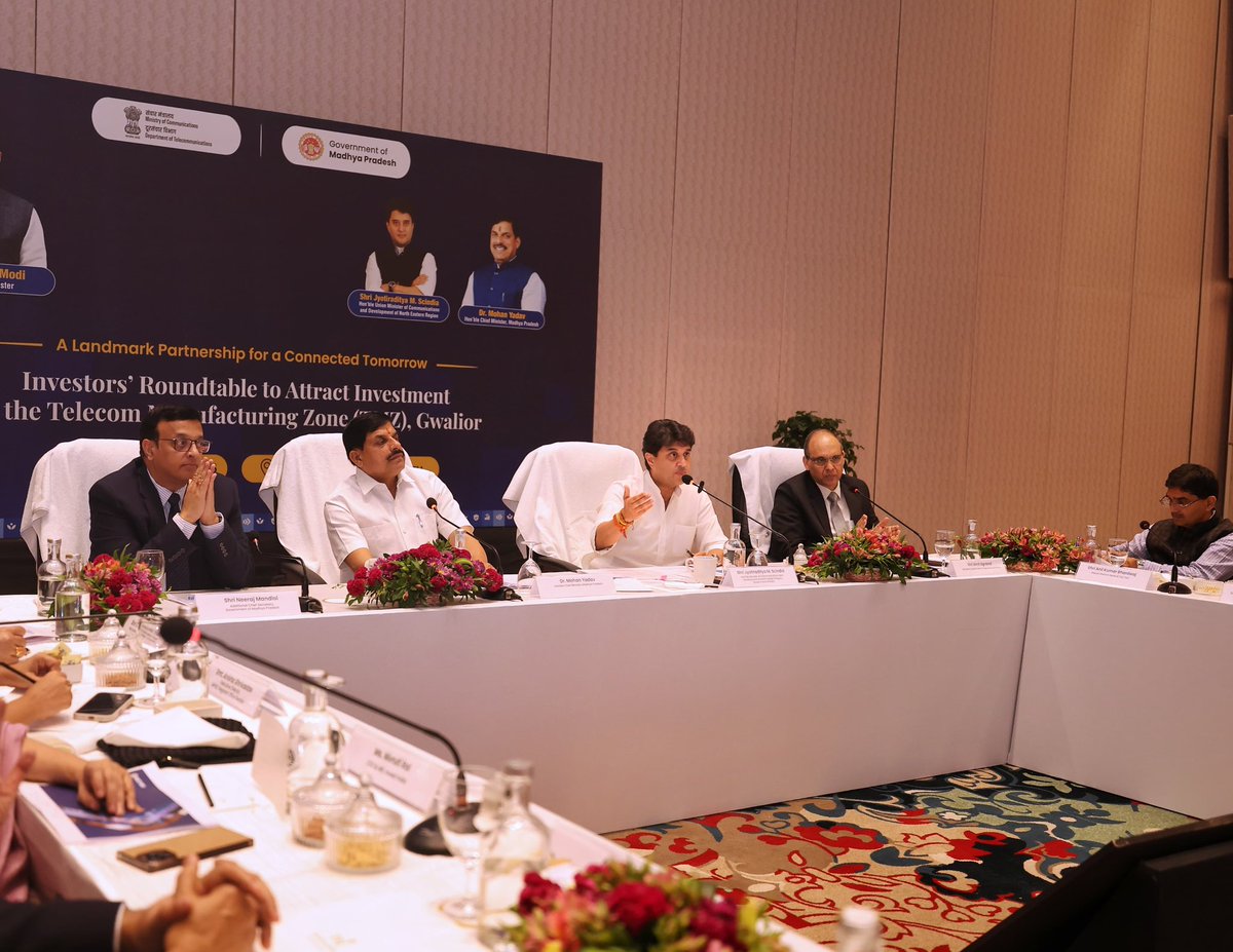 JM_Scindia's tweet photo. Bengaluru is set to play a key role in powering Asia’s first Telecom Manufacturing Zone in Gwalior.

A productive investor roundtable today with technology leaders, manufacturers and investors as we gear up for TMZ.

With nearly 24 companies already on board, Phase 1 of the TMZ now moves forward with a clear ambition of #MakeinIndia for the world. 🇮🇳