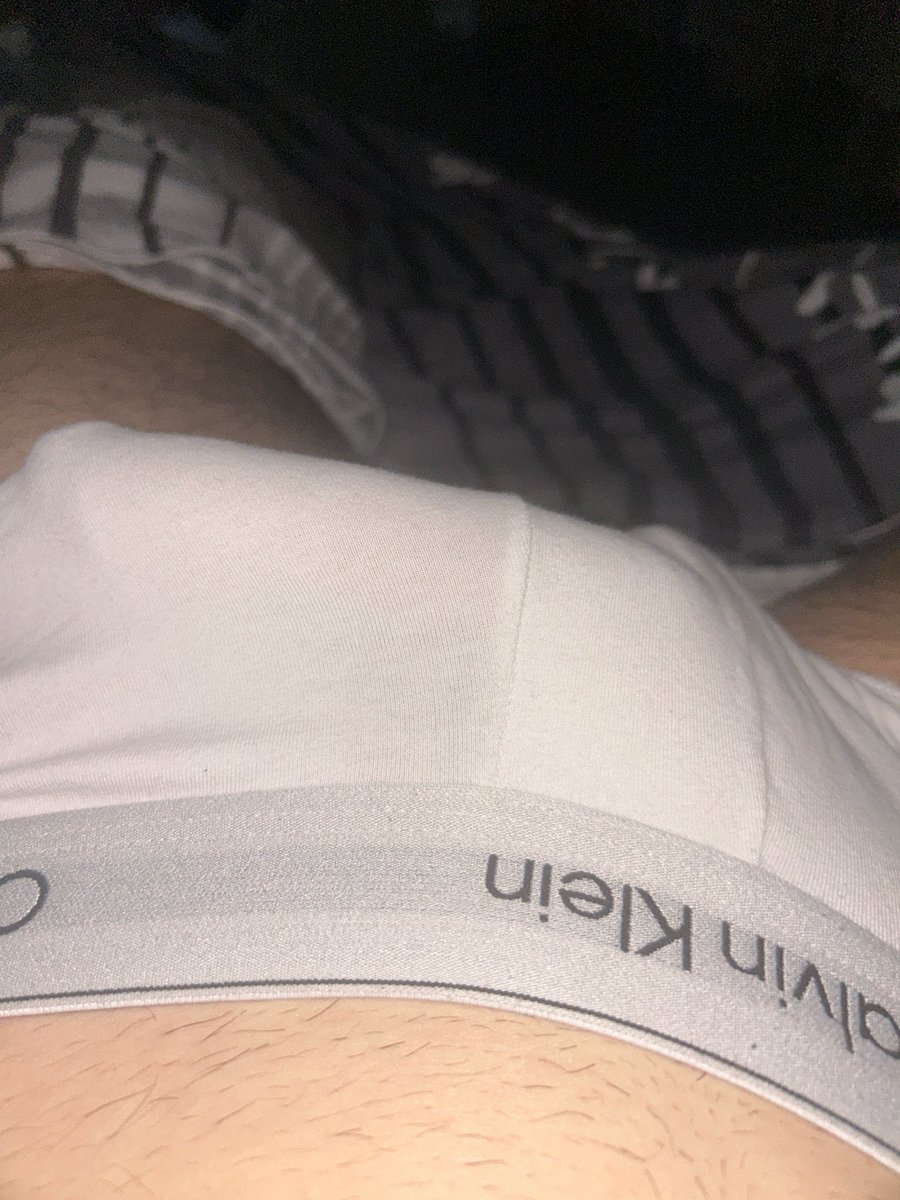 PuppyDadda's tweet photo. I need a new urinal https://t.co/BFrObgomAe