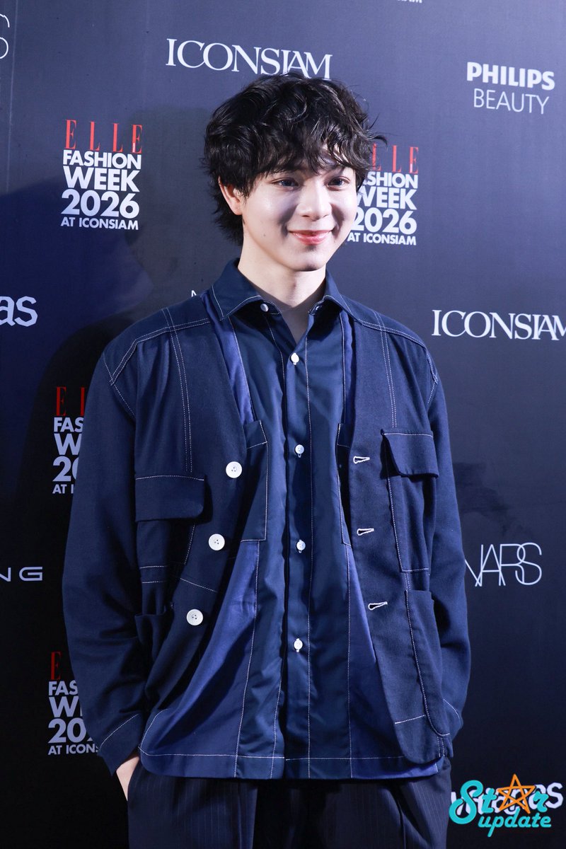 webstarupdate's tweet photo. “บาส หัสณัฐ” ร่วมงาน ELLE FASHION WEEK 2026 PRESS CONFERENCE

#ELLEFashionWeek2026xBas
#บาสเด็กอ้วนที่แท้จริง 
#ELLEFashionWeek2026
#EFW26ATICONSIAM 
#SeeYouAtTheTent https://t.co/5Mapk2o7jh
