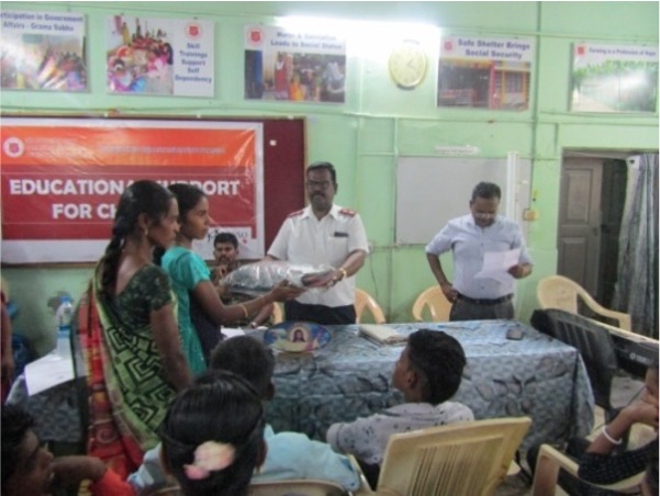 saworldservice's tweet photo. The Salvation Army is helping women living with #HIV in southern #India move beyond stigma through counseling, community support and education. More than 100 children from HIV-affected households also received support to stay in school.

Learn more: https://t.co/fxf7SrozBr https://t.co/C86QY7fmuI