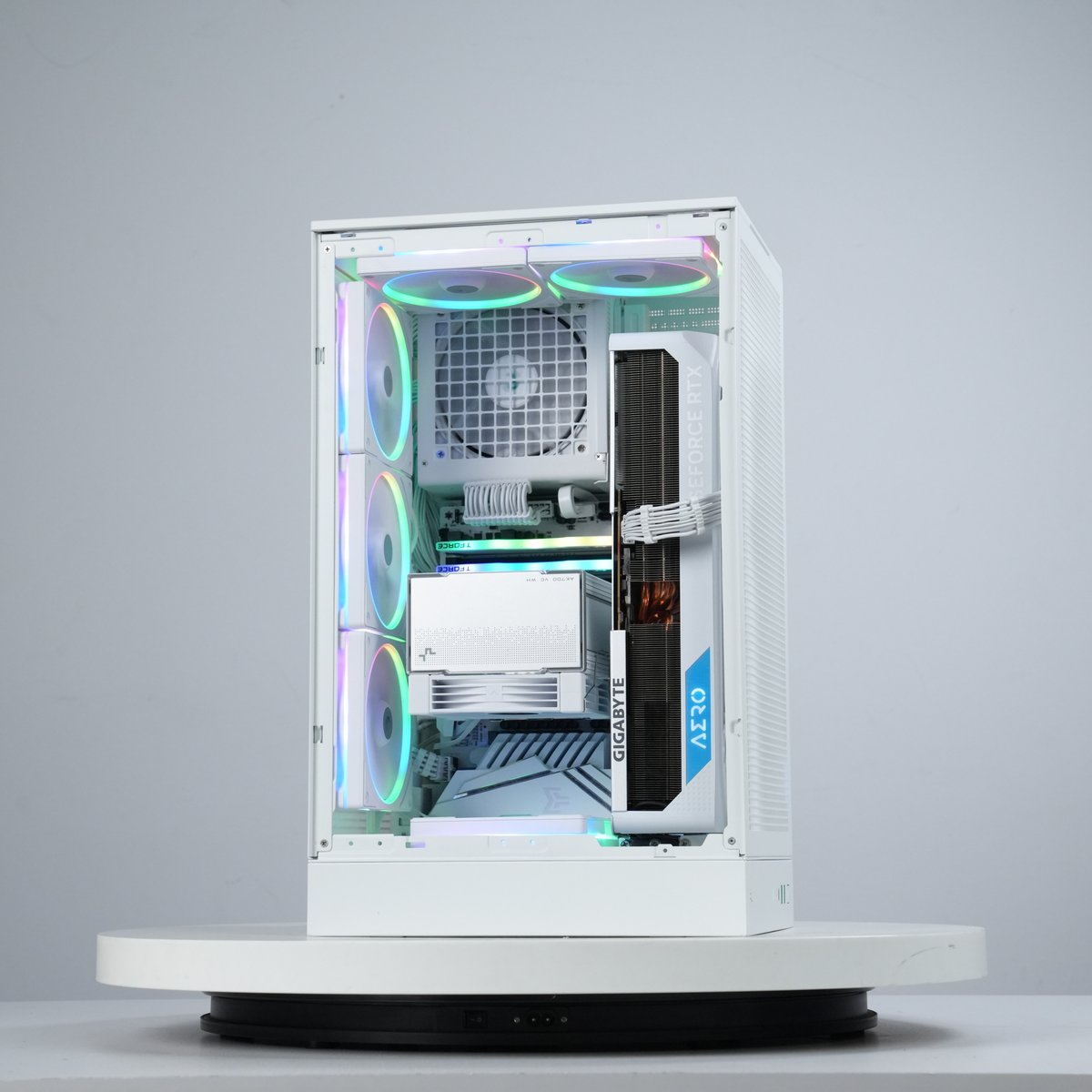 Deepcoolglobal's tweet photo. Air or liquid? Drop your choice in the comments😎
🤍Team Air Cooling
🖤Team Liquid Cooling
Air cooler: AK700 VC WH
AIO: LT360 VISION ARGB
#deepcool #AK700VC #LT360VISIONARGB #airflow #pcbuilding #fps #gamingpc #gamerlife #esports #cpucooler #lga1851 #am4 #am5 #memes https://t.co/dUMKkIQoKH