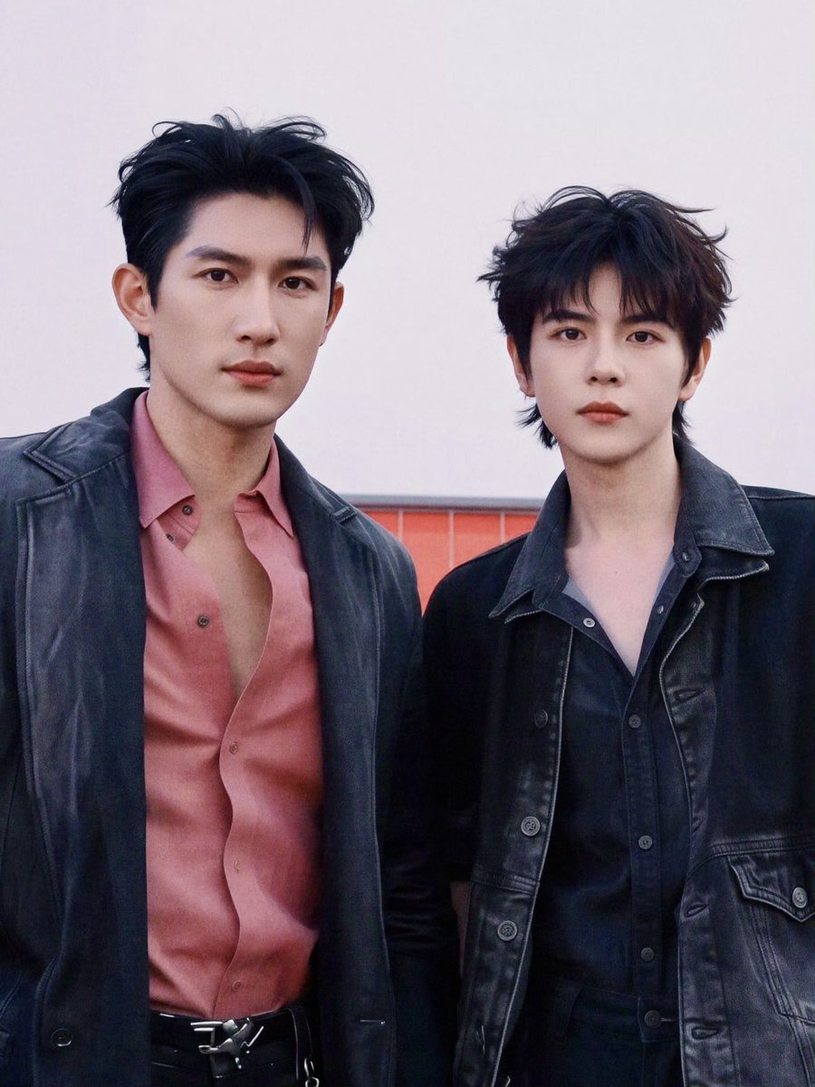 boyslovehub's tweet photo. AyLio serve stunning looks as they attend the DIESEL show at Milan FW. #AylioMFWSS27 https://t.co/ayM6305eYh