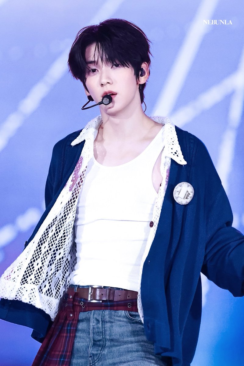 Yihan45870's tweet photo. Our Soobin is just so pretty 💙

#수빈 #SOOBIN #スビン #TXT
#TOMORROW_X_TOGETHER 
#투모로우바이투게더 https://t.co/jzDsik3h6D