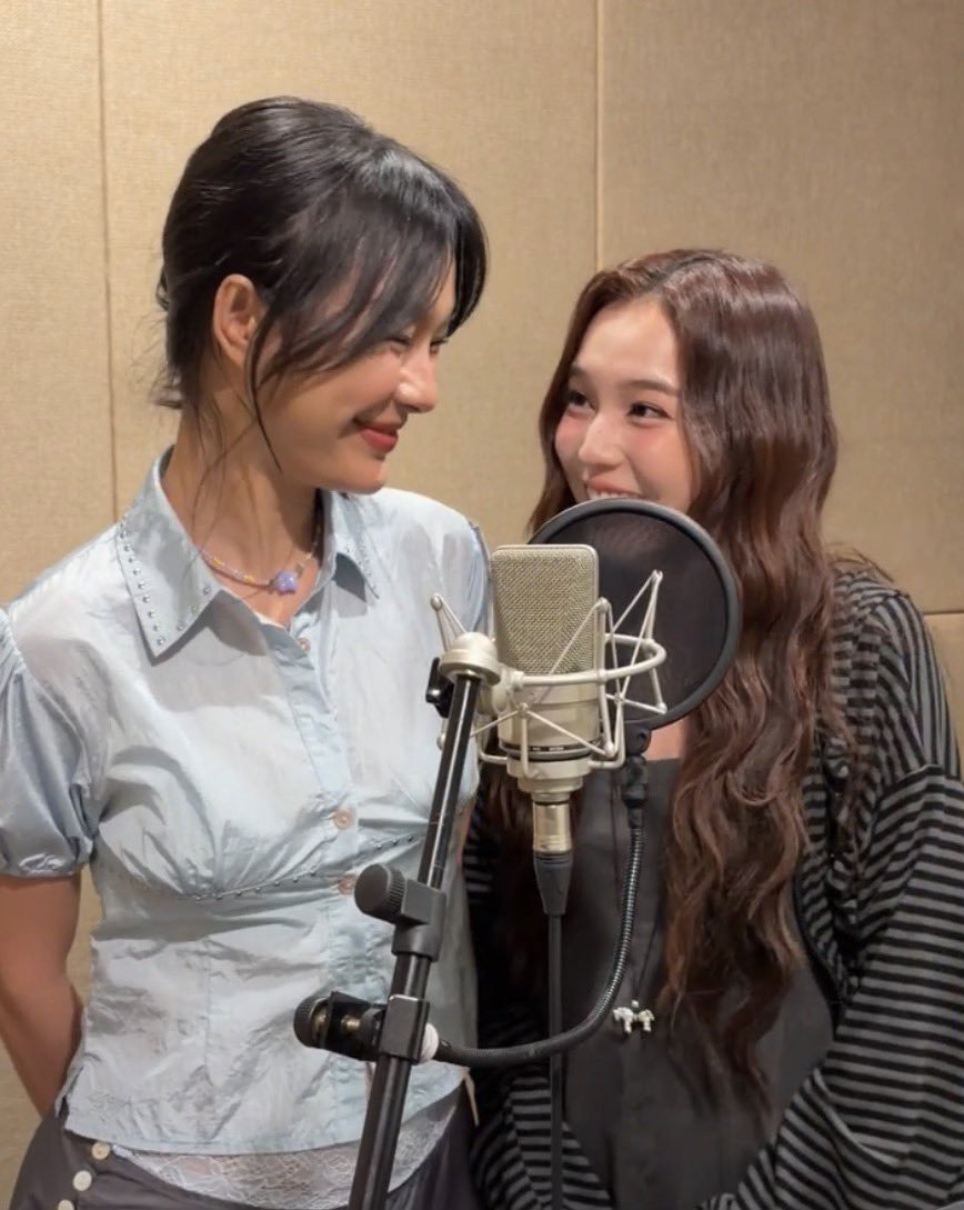 BPtimeistoday's tweet photo. มวลวันนั้นแบบ โอโห เฉลยเถอะว่ามีคนคุกเข่า https://t.co/GbGbEd12XC