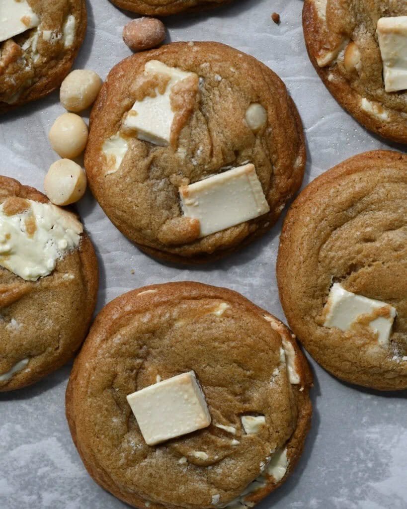 catsador's tweet photo. 𐔌՞. .՞𐦯
ೃ࿔ #foodpoll

˗ˏˋ white chocolate´ˎ˗
 
for international white chocolate day!

🐈 = my choice

୭ ˚. ♡ and ↻ appreciated ᵎᵎ •ᴗ• https://t.co/3XiD9yovFY
