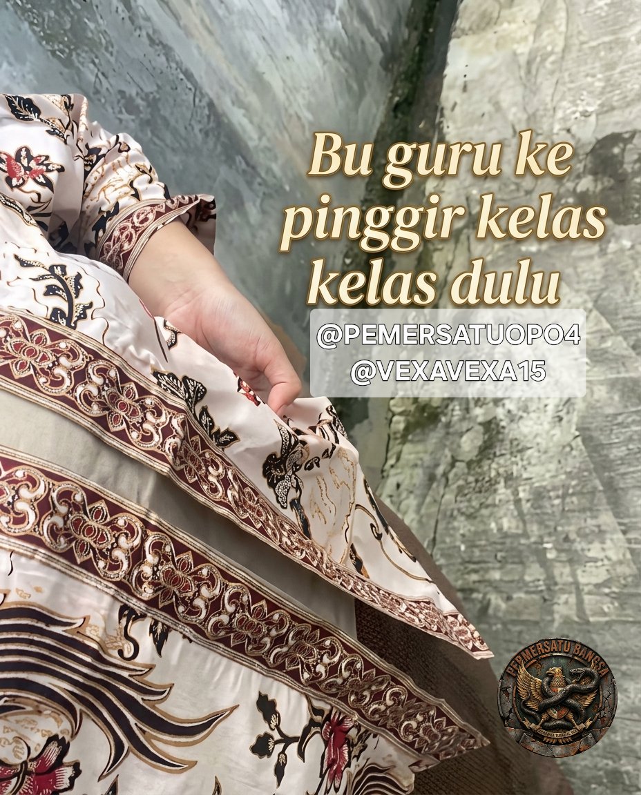Dindapcg's tweet photo. Aksi ibu guru
https://t.co/rqsr2S1Fph https://t.co/2BLFQMh6om