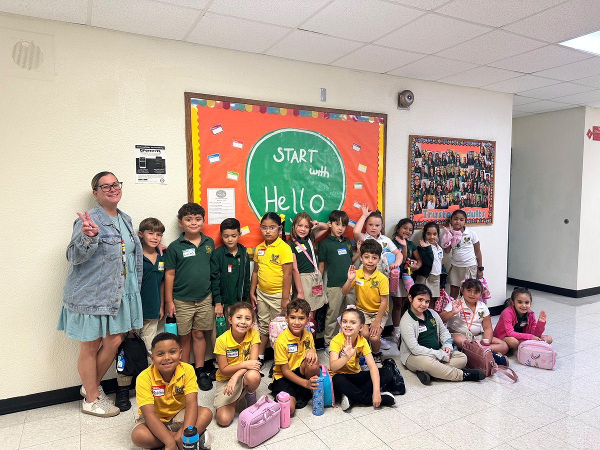 GloriaFloydES's tweet photo. Start with Hello Week!
#SandyHookPromise
#StartWithHelloWeek
At GFE, we promise to start each day with a “hello” to someone new. 
#YourBestChoiceMDCPS 
#yourbestchoicegloriafloydelementary https://t.co/w2MHIfhwcA