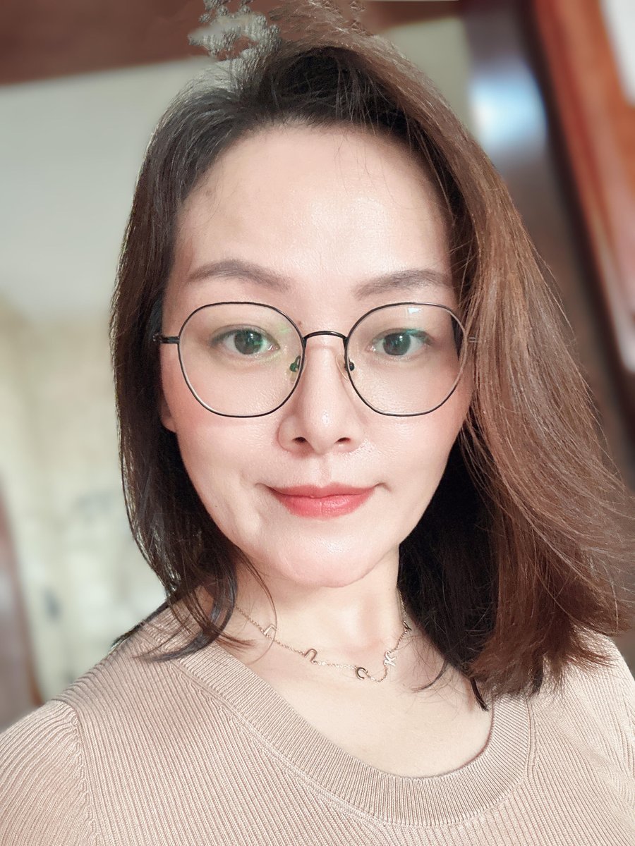 meow00172's tweet photo. 后来，慢慢发现轰轰烈烈只是一瞬，日子平淡才是生活本来的模样。可我来这的目的就是那一瞬的轰轰烈烈，你们也是这样吗？ https://t.co/tn5EQqWGsc