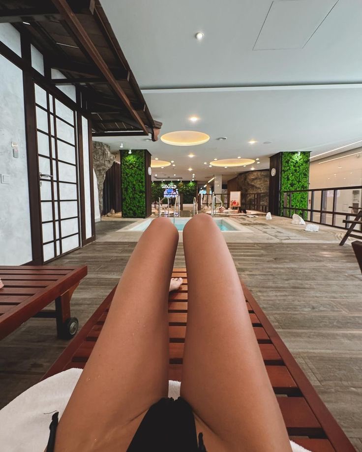 Sophiecunnin7's tweet photo. Relaxing ☺️ 🥰 https://t.co/1vnkA2Aznb
