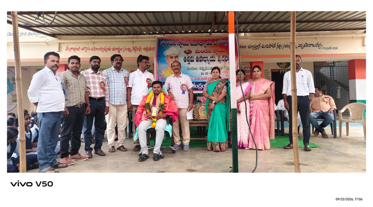 venkatbta's tweet photo. 🌹💐🌹Felicitation at Uppununthala complex meeting✍️🙏 https://t.co/pbxI7mPw1a