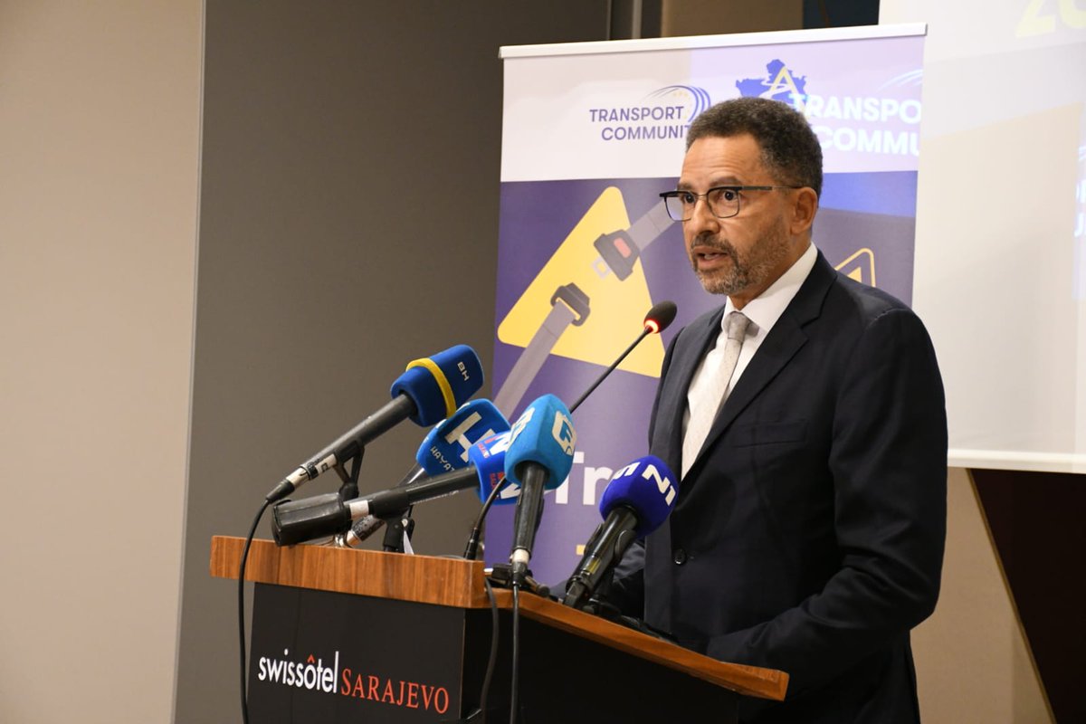 eubih's tweet photo. At the launch of regional campaign #AMomentforLife by @EUWB6_TCT &amp; @MKPBiH, @eubih Deputy Babajide highlighted that prevention, awareness &amp; responsible behaviour are key to safer roads across 🇧🇦.

🇪🇺 remains committed to strengthening road safety &amp; transport infrastructure in 🇧🇦. https://t.co/giVZbkOhgn