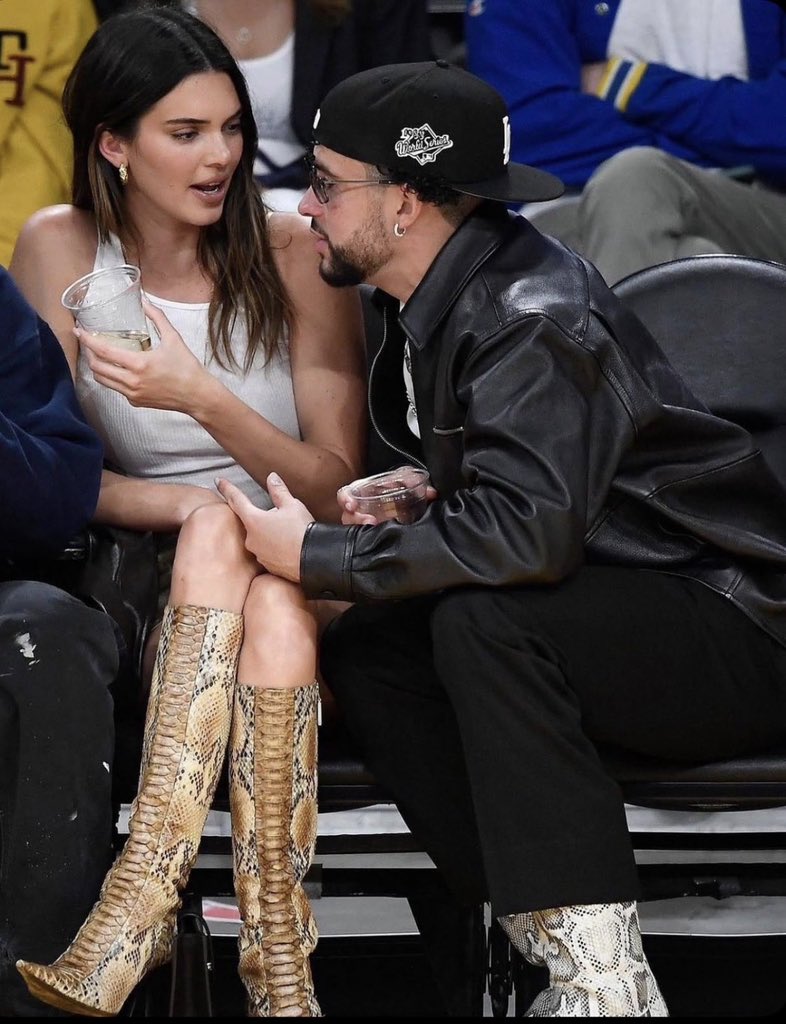 BigJ16633's tweet photo. Bad Bunny on Kendall Jenner:
“Everyone knows she has more money than I do. That was never a problem. I accepted it from the start.
Then she started asking for $500,000 every week. I told her I couldn’t afford that, and that love shouldn’t be measured by how much money someone can give.
She didn’t see it that way. She left, then ended it over text.
I never thought money would be why we lost each other.”