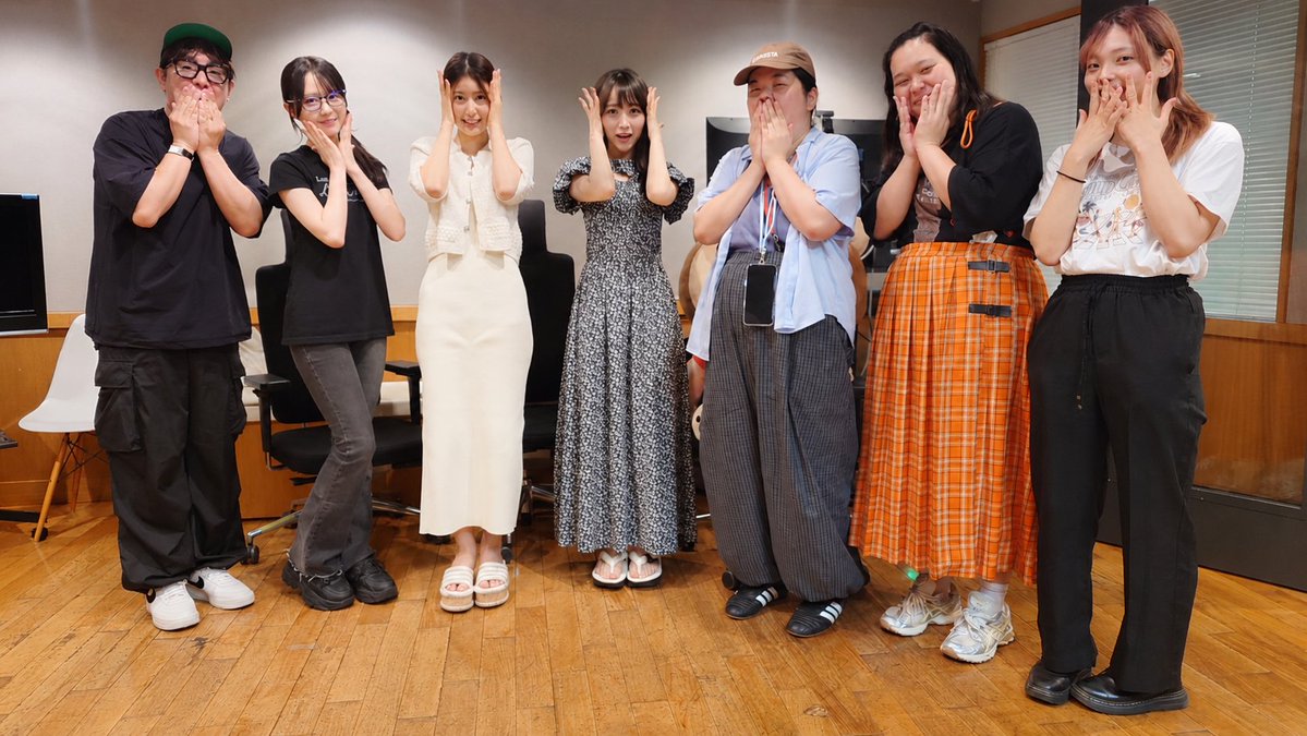 yanAsui_MBSR's tweet photo. 夜は秋の風と音を感じるようになって来ましたね🌕️十五夜から勿論食べ物の話になる花より団子な #イマ1 は50分遅れのスタートです🙇‍♂️お楽しみに🍡
イマドキッ ドゥフドゥフナイト MBSラジオ 2026/9/22(火) 25:50-27:20 https://t.co/YkH4xhYLkK #濱口優 #ぼる塾 #市原愛弓 #阿部なつき #石田千穂 https://t.co/3E4EagmSIg