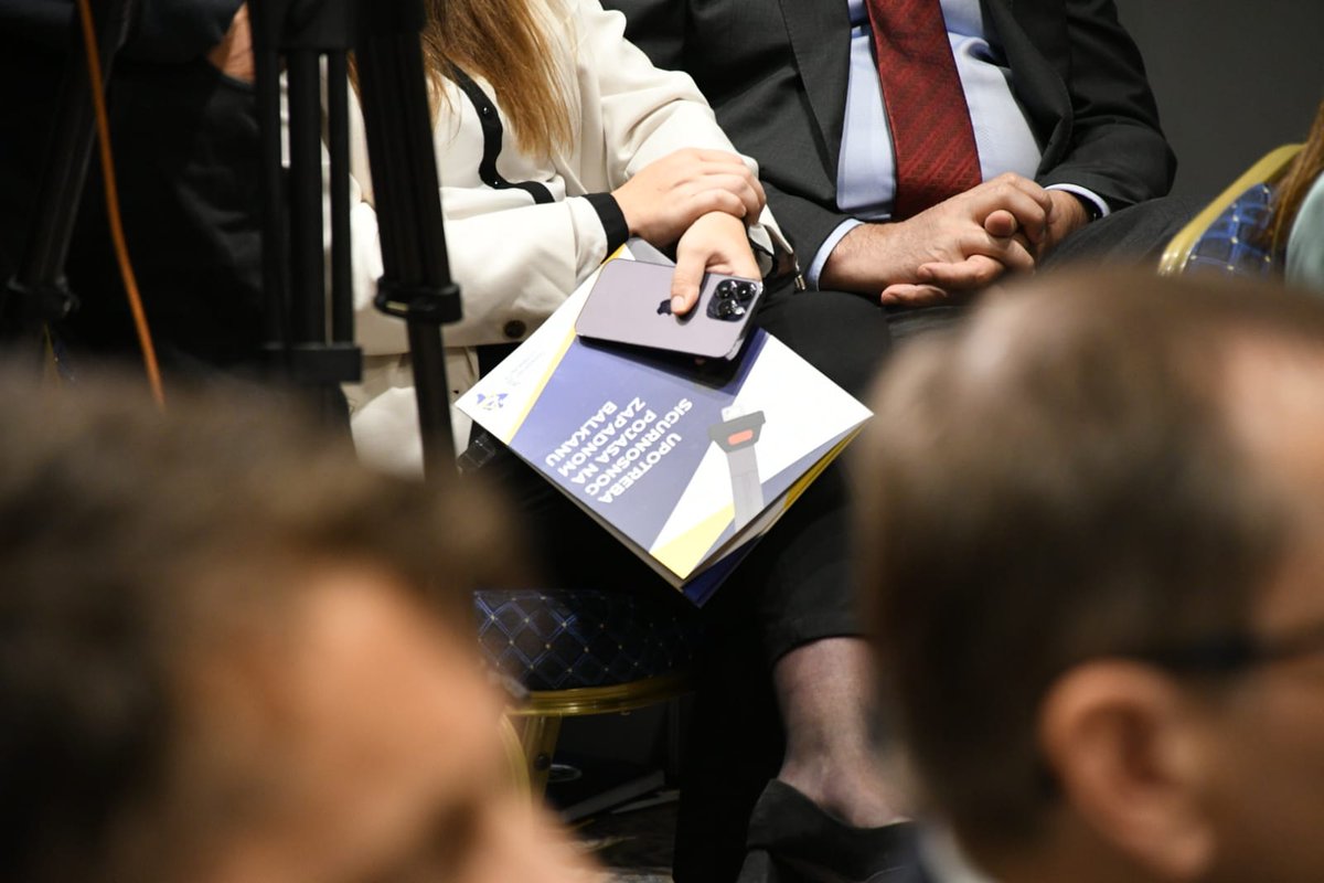 eubih's tweet photo. At the launch of regional campaign #AMomentforLife by @EUWB6_TCT &amp; @MKPBiH, @eubih Deputy Babajide highlighted that prevention, awareness &amp; responsible behaviour are key to safer roads across 🇧🇦.

🇪🇺 remains committed to strengthening road safety &amp; transport infrastructure in 🇧🇦. https://t.co/giVZbkOhgn
