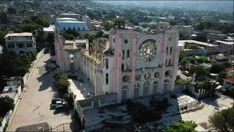 AfroPickYouUp's tweet photo. Bahamian economy is mostly tourism and offshore banking with 400k people - not the same

They rebuilt the clock tower but Haiti need to restore all the symbols of the state/authority - first step in restoring order

They are great builders - built the largest fort in the Americas https://t.co/3gWQ1ukJSB