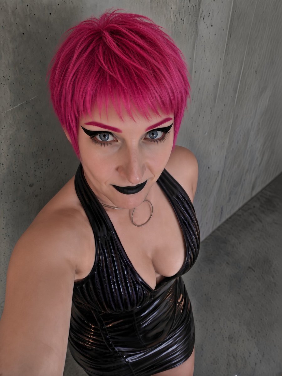 darknightshade_'s tweet photo. Black. Pink. Done. 🖤
#altfashion #darkfashion https://t.co/wtDmDWHZZN