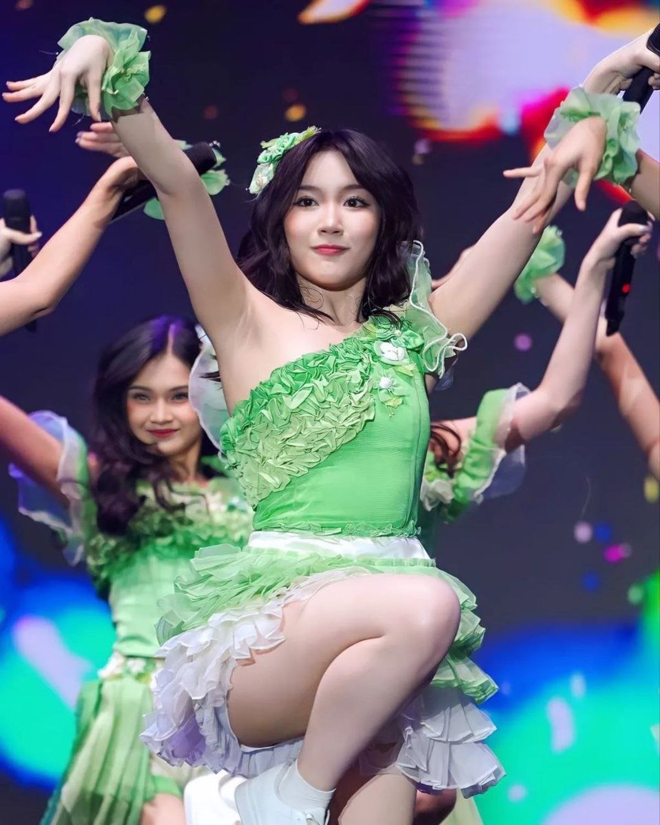 Wotabul_48's tweet photo. Bahan JKT48👇
https://t.co/q8Asz8Y0mq https://t.co/69d05O82zb