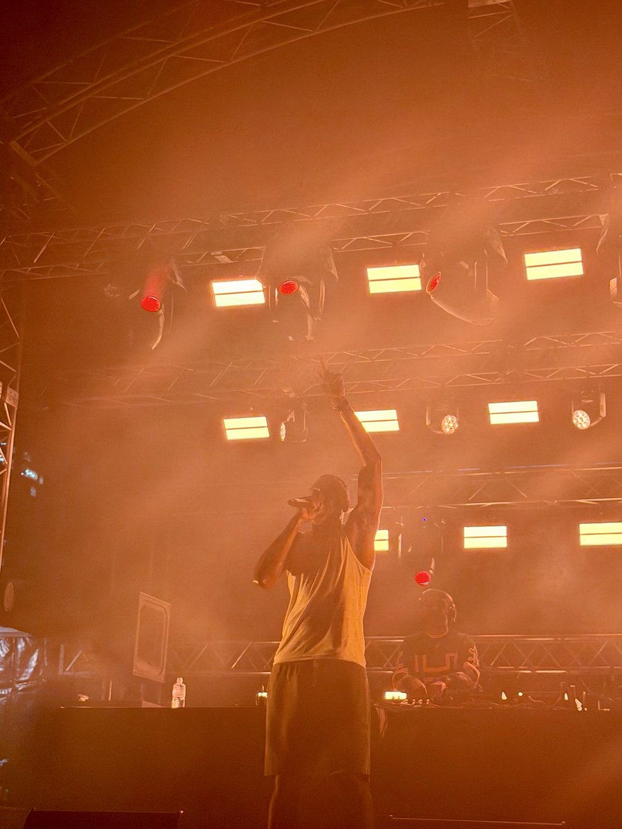 ___ririmaru___'s tweet photo. 人生初の最前ドセンで最高でした！！
#CIRCUSODAIBA2026
#Flowdan #MuraMasa https://t.co/Fe4AeMT2Ut