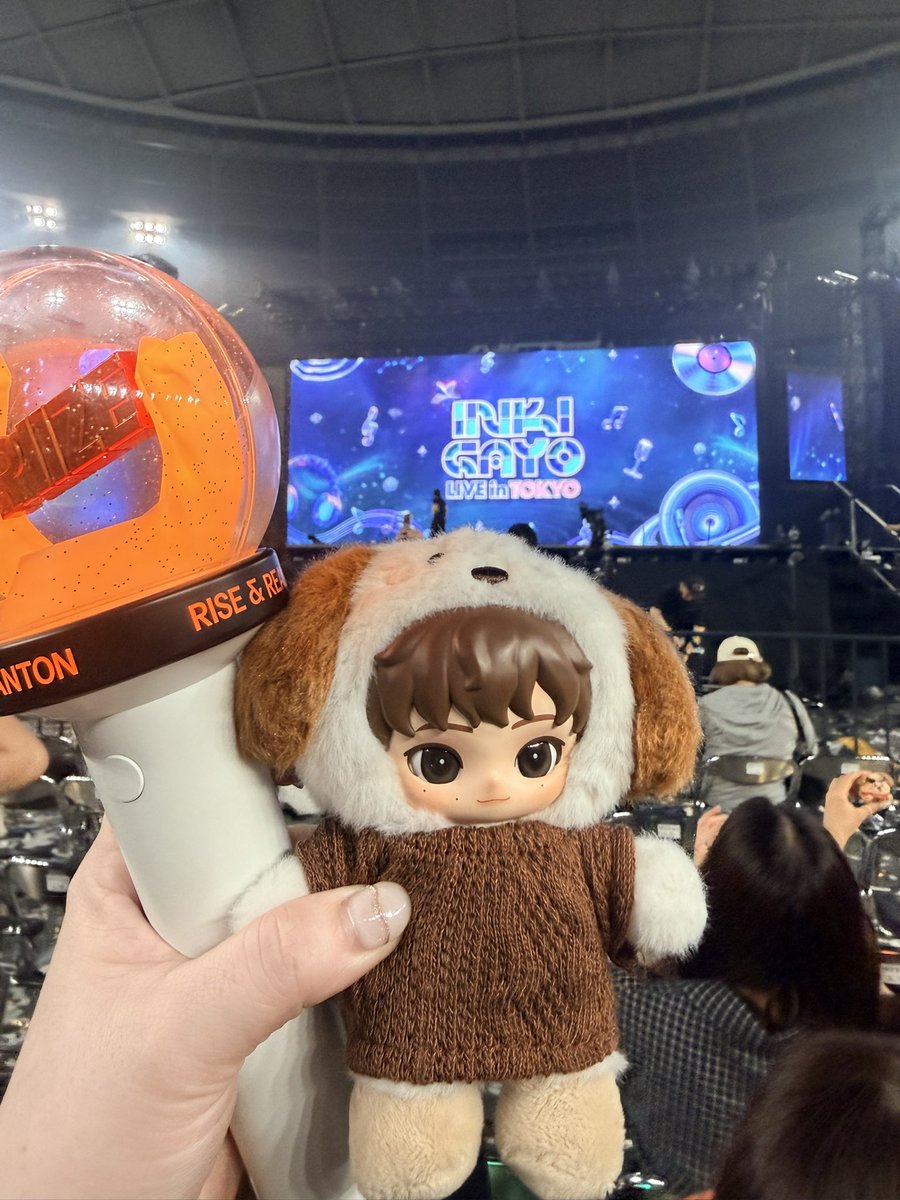 i_mamitvxq's tweet photo. 近すぎてやばかった😭
アントンのビジュ炸裂してた！！！楽しすぎて喉痛い笑 https://t.co/vgWyScx73e