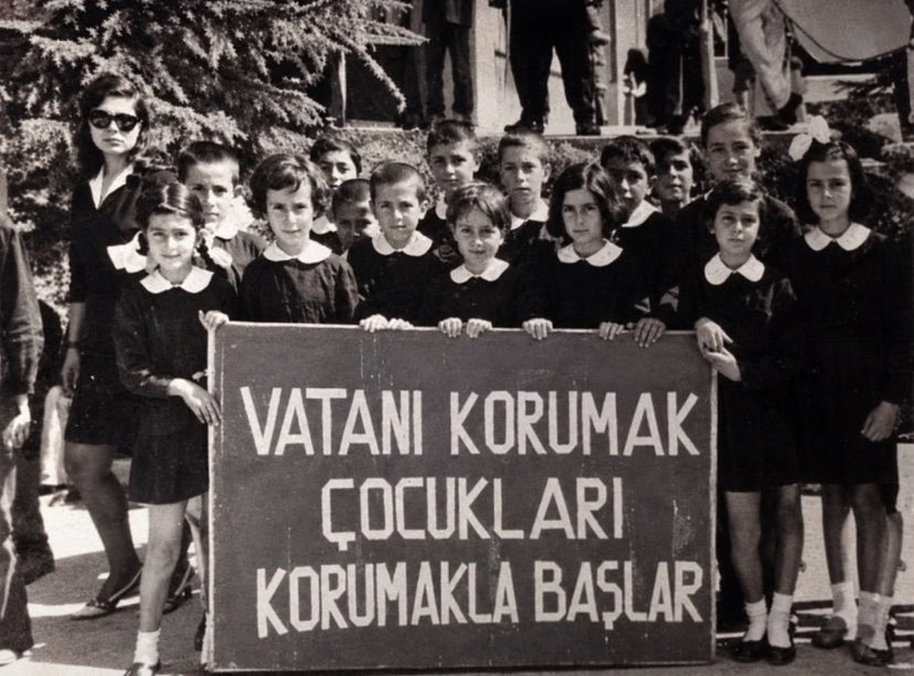 hums4a's tweet photo. tage destek verelim lutfen #eğitimdeşiddetehayır https://t.co/JazliLslSs
