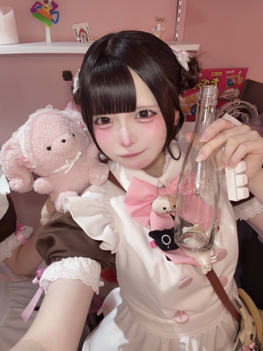 senya__alice's tweet photo. おきゅおわです！！⬇️ALT

次のお給仕は24日(木)17時〜21時です！ https://t.co/0Di6nmleyI