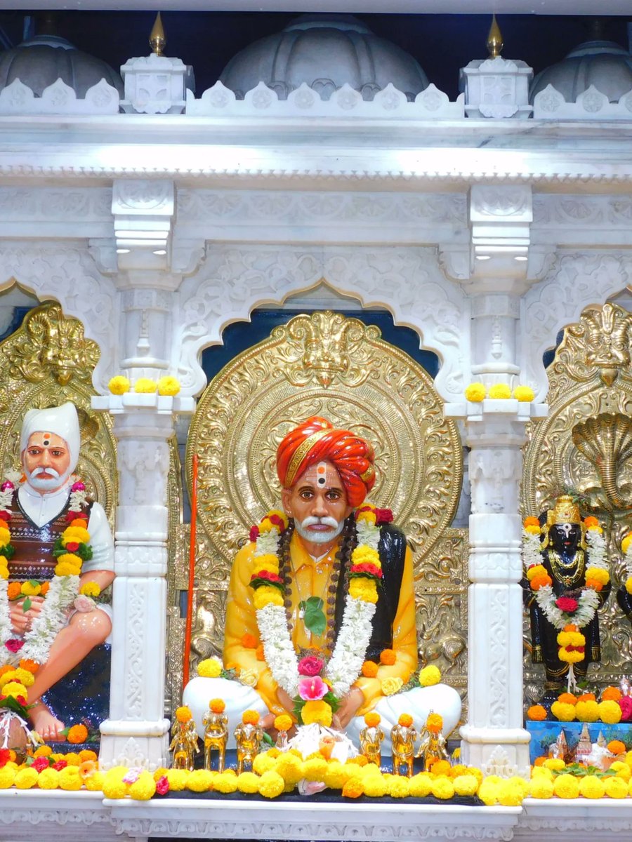EleanoreGoqb's tweet photo. Shri Sant Sadguru Balumama Temple, Admapur

Date: 20/04/2026, Monday

Today’s daily worship of Sadguru Shri Balumama. https://t.co/NxQSQdb32G