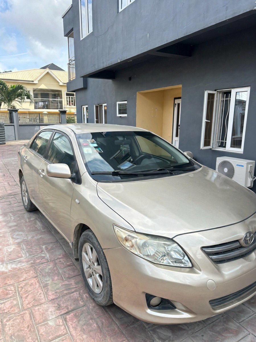 JimmyAnimashaun's tweet photo. 2010 Toyota Corolla For Sale 

Status: Nigerian Used [ First User from New ]

Price: N6,000,000
Location: Lagos, Nigeria

DM for more Info @RevverseDirect https://t.co/1GtkT2MI0N