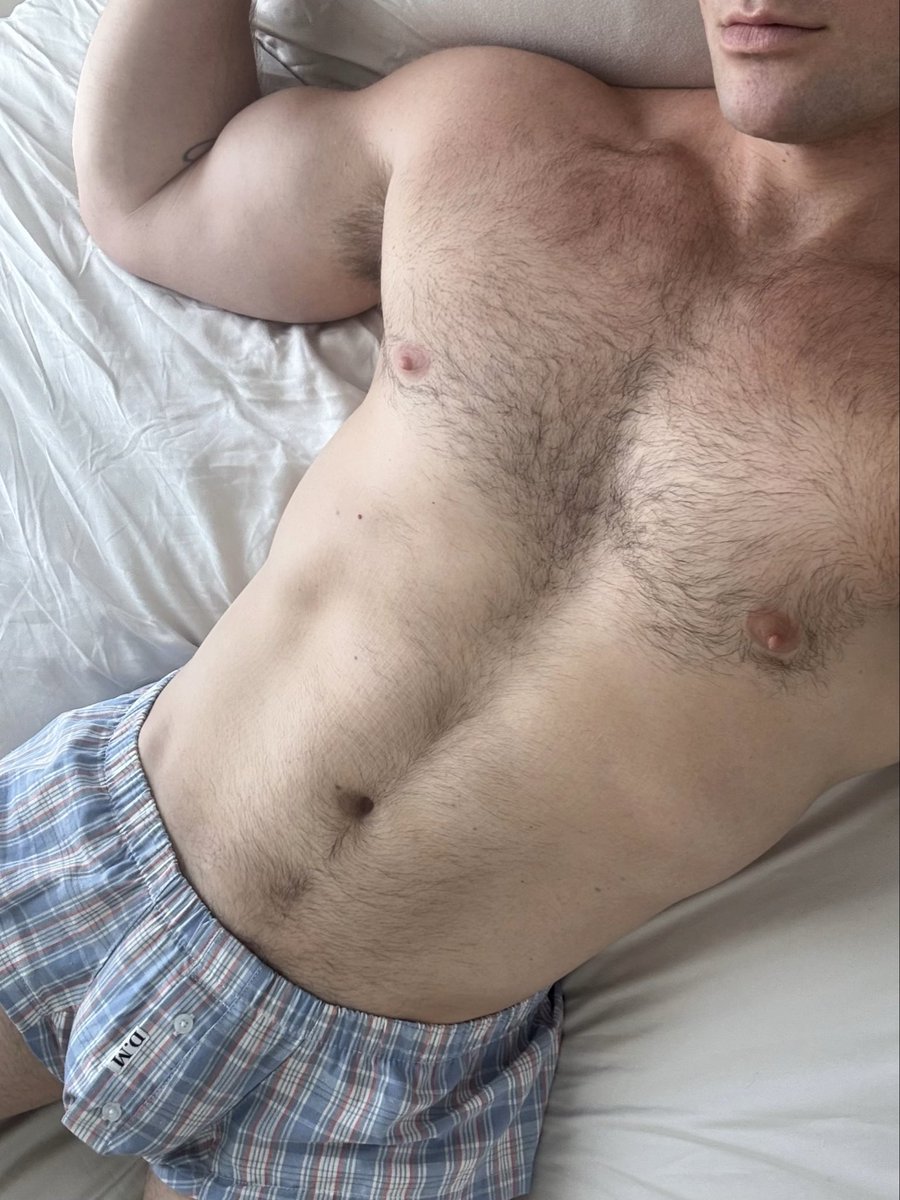 cdemarco__'s tweet photo. blue or green https://t.co/iGF4WbYZ7m