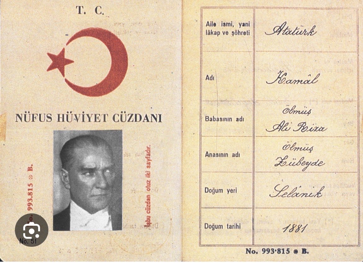 asmar54's tweet photo. @sibelsengul_ Kemal değil KAMAL https://t.co/XsHfqGGCJc