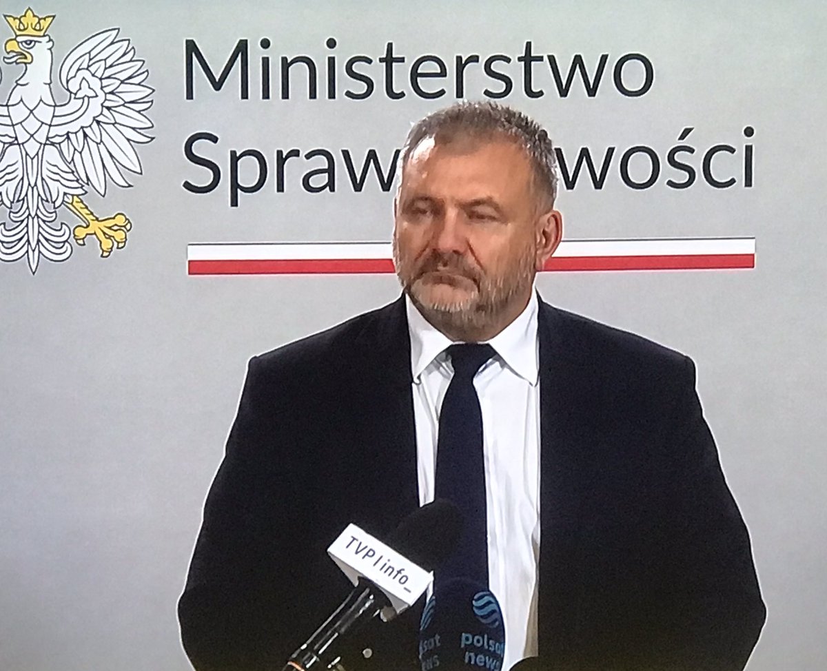 GrzegorzFurgo's tweet photo. Minister Żurek :
To jest kwestia bliskiego czasu jak zobaczymy legalnie działający Trybunał Konstytucyjny. https://t.co/TsnOZiulUF