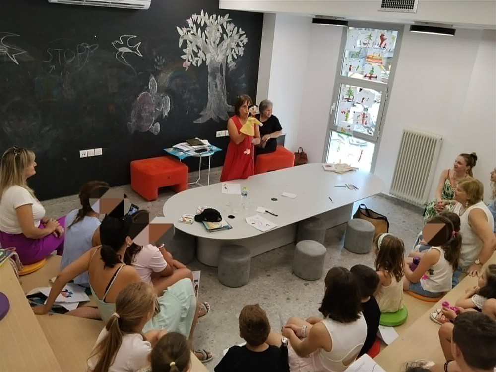 dimoselassonas's tweet photo. 📚 Ολοκληρώθηκαν με επιτυχία οι καλοκαιρινές δράσεις της Δημοτικής Βιβλιοθήκης Ελασσόνας, στο πλαίσιο του προγράμματος «Πάμε Βιβλιοθήκη;».
#dimoselassonas

👉 Περισσότερα:  https://t.co/7B09ZcuVLj https://t.co/IRpTvrKHU6