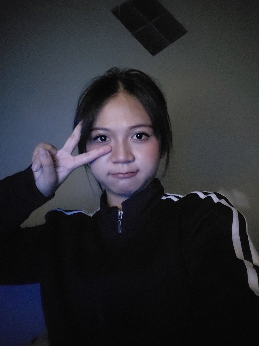 bitjeee's tweet photo. telat huhuu ><

#ShottiesSelcaDay #SSD 
#우진 #WOOJIN #LNGSHOT #롱샷 https://t.co/qJrb1zagre