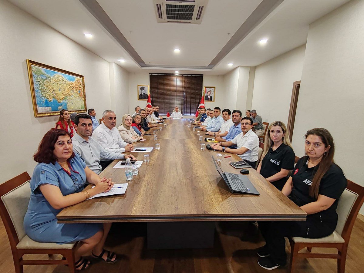 AFAD__Mersin's tweet photo. 📌TARSUS

🤝AFETLERE HAZIRLIKTA İLÇE KOORDİNASYONU
GÜÇLENİYOR 🤝

@afadbaskanlik
@tarsuskaymakamligi1 https://t.co/owsx39A6zA