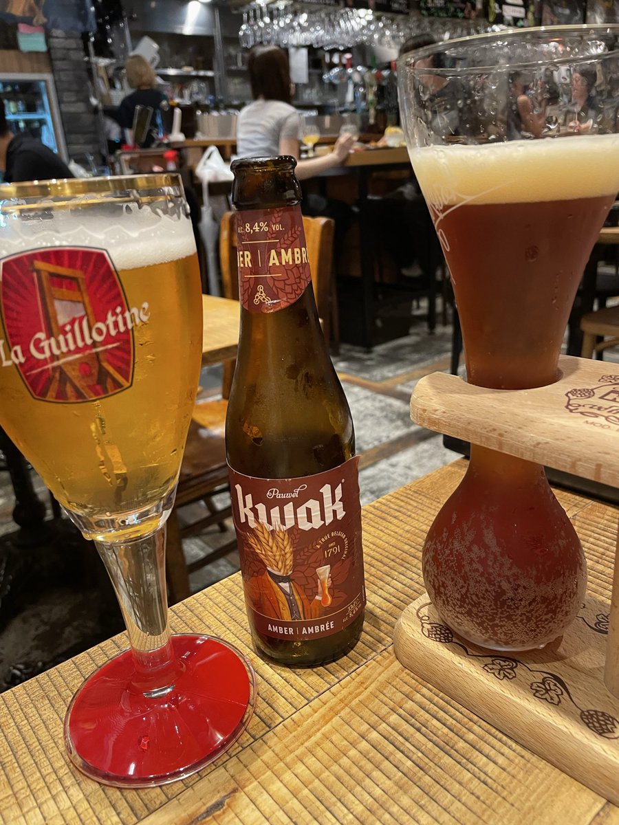 uhmeks's tweet photo. ベルギービール最高✨
飲み直しながら帰宅中🍺
NANAさん当日告知のドラマ24:15〜間に合わず😂 https://t.co/llG1IxSUS9