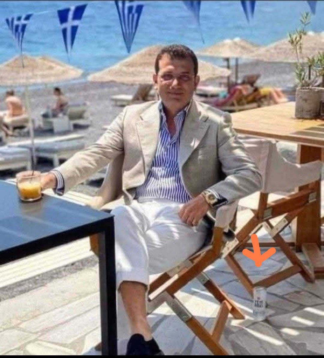 Izzetdiken12's tweet photo. @ibrahimkaragul acı hafızasında yer etmiş Makarios’u bir anıtın içinde yaşatacaksınız!

Millet sorar:
Bu ne perhiz, bu ne lahana turşusu?

Tarih, sloganla değil; neye, kime ve nasıl sahip çıktığınızla ölçülür.

EY EHL-İ VATAN!🇹🇷
UYURSAN ÖLÜRSÜN!

Kürt Evladı🇹🇷 ..🖊️ https://t.co/uOUp2aqdXL
