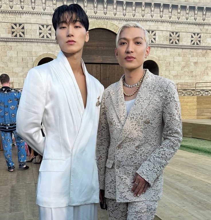 hrtsjung's tweet photo. filoteez interaction for milan fashion week but at what cost 💔 https://t.co/O7eagyPCcr