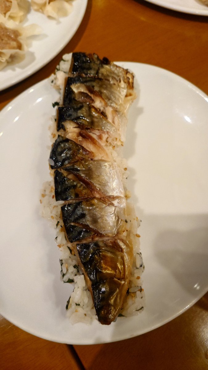 kingyo_ran's tweet photo. 今日はなかなか珍しい場所での飲み会でした
いつものイメージと違う料理も美味しかったです https://t.co/INZRQAIqhE