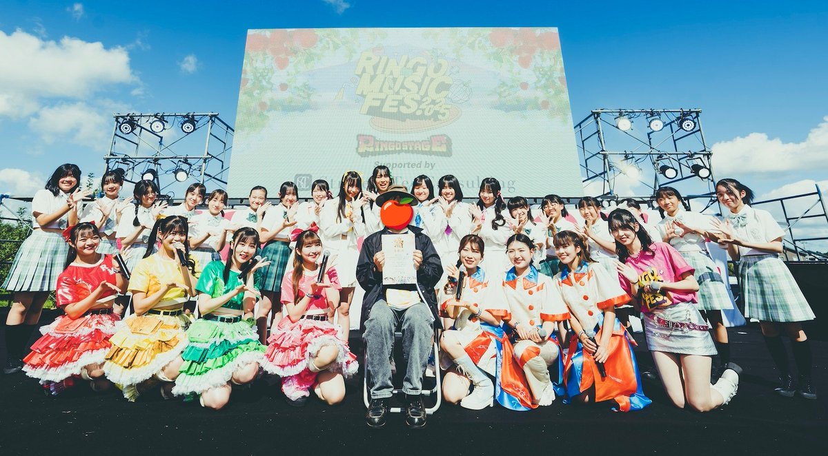 fumingzero's tweet photo. 【定期】RM界隈でフォローしてくださる方多いのですが、顔と名前が一致してご挨拶できた方をフォロバさせていただいております。
お気軽に、お声掛けください。
なお、ボカロ勢でもあるので、初音ミクさんグッズお持ちの方見つけたら、容赦なく話しかけます(笑)
写真は、#ringomusicfes、3年間の思い出 https://t.co/eF6c3zqyXX