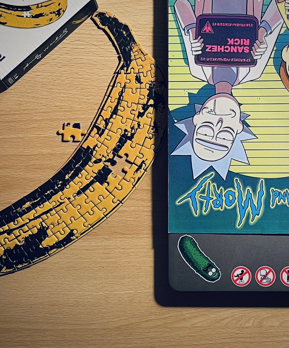 roozbian's tweet photo. Wish there was a banana rick though ; https://t.co/MVFjUiAE0j