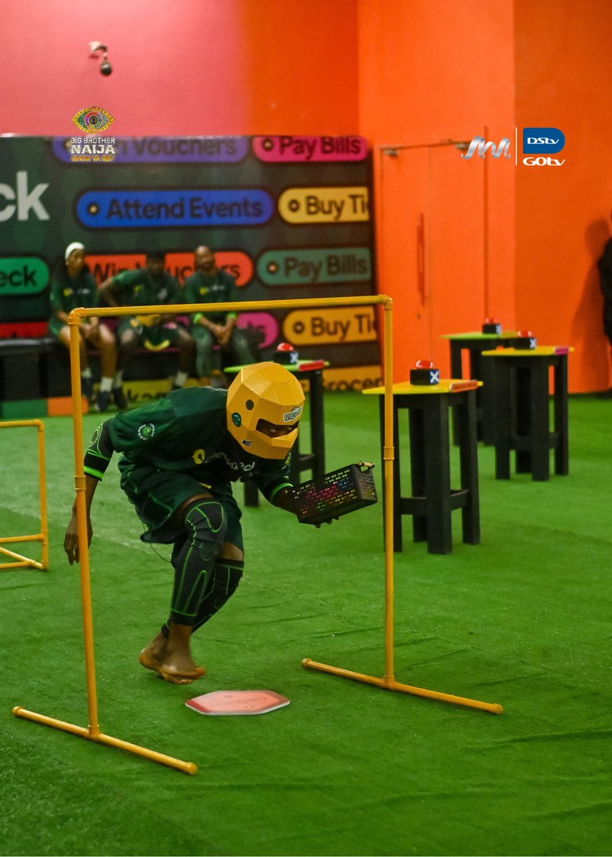 GOtvNg's tweet photo. Taking it back to when @AikouAjanaku @Flora_omoko and @keivo_oi won the @chowdeck task.
#BBNaija https://t.co/ieWXdrDsu3