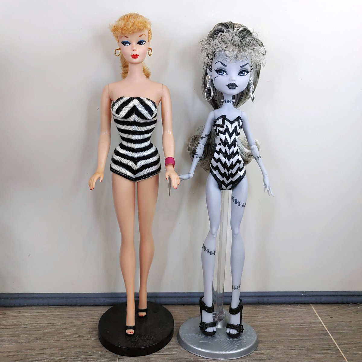 IGdolljunk's tweet photo. Well one of us has to change... https://t.co/9JPbJdby2J