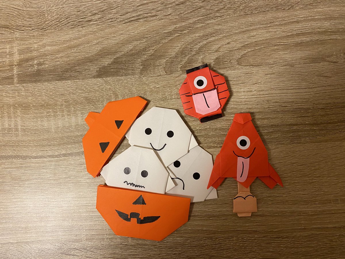 les_ailes_a3's tweet photo. 気分転換に折り紙しました。
Happy Halloween🎃✨ https://t.co/1DstnvOWOe